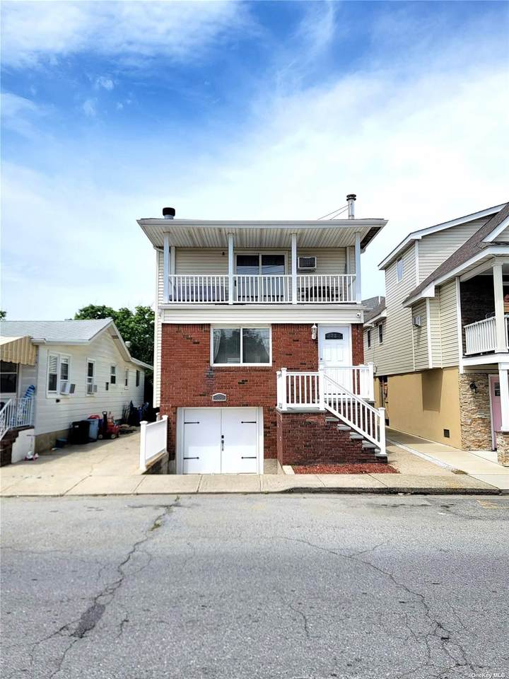 253 New York Avenue - Photo 1