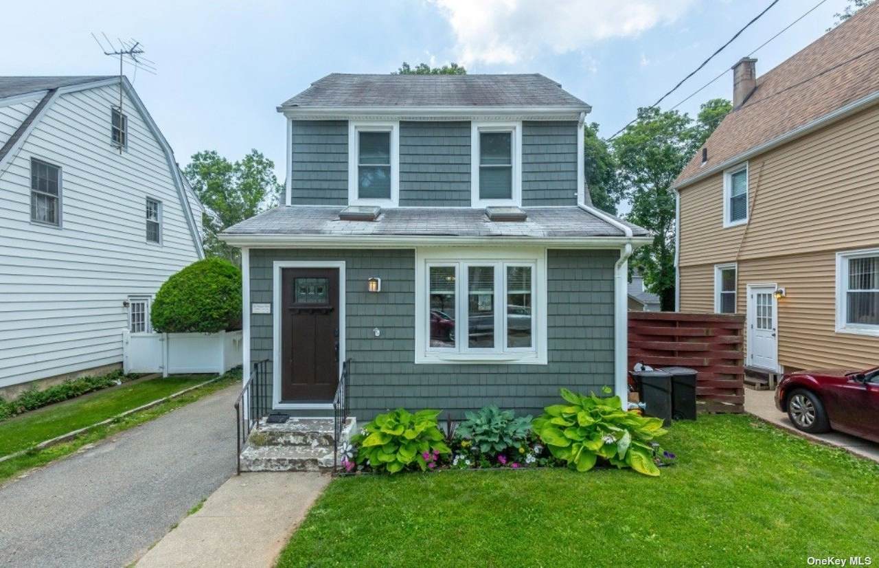 108 Syracuse Street - Photo 1