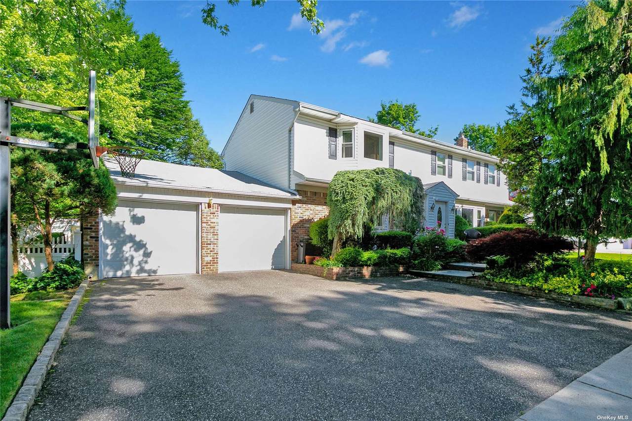 8 Turnberry Lane - Photo 1