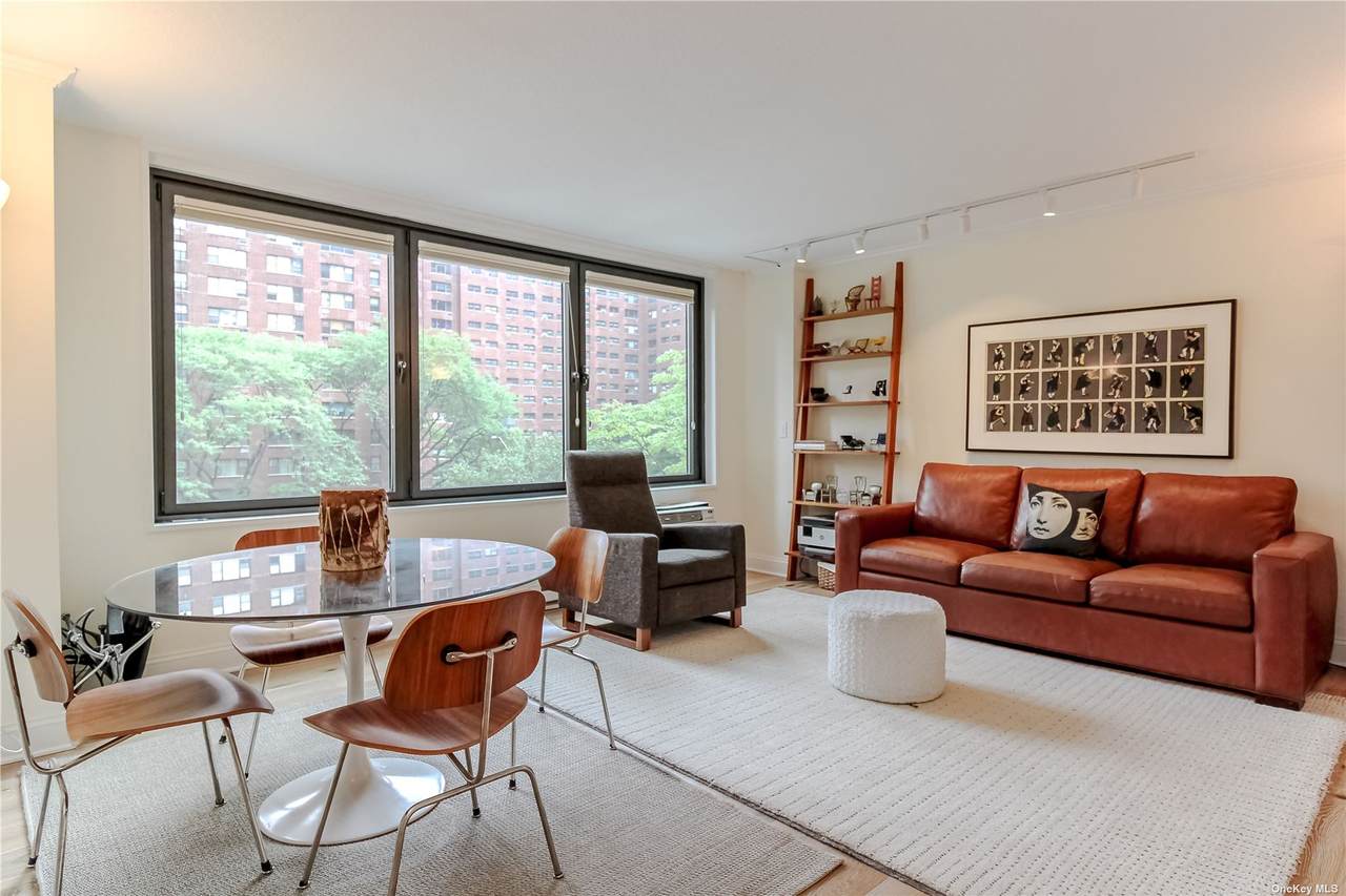 1641 Third Avenue - Photo 1