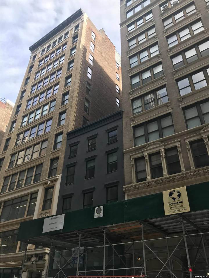 17 24th Street - Photo 1