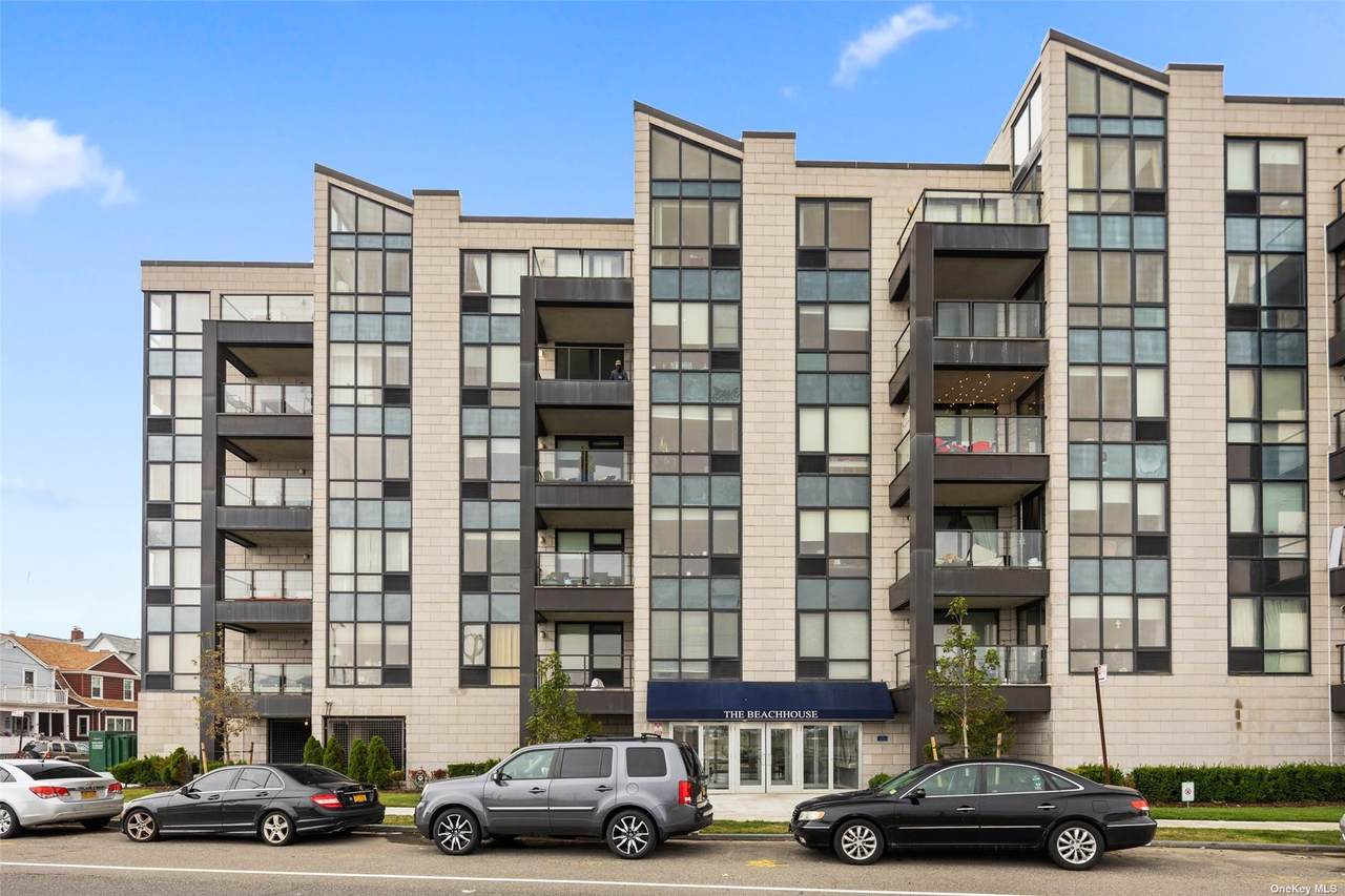91-16 Shore Front Parkway - Photo 1