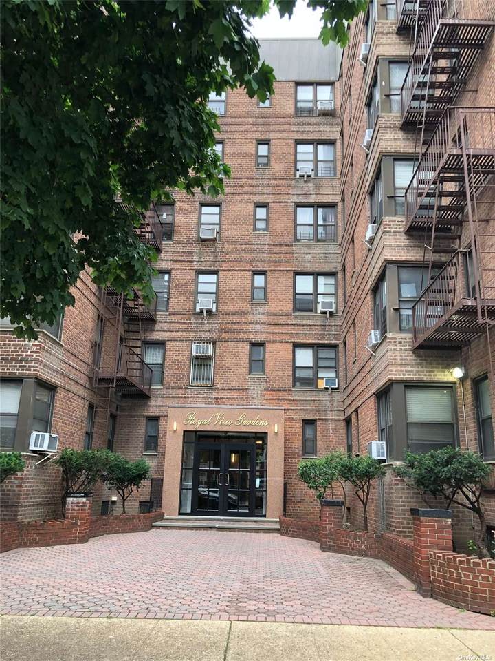 84-19 51 Avenue - Photo 1