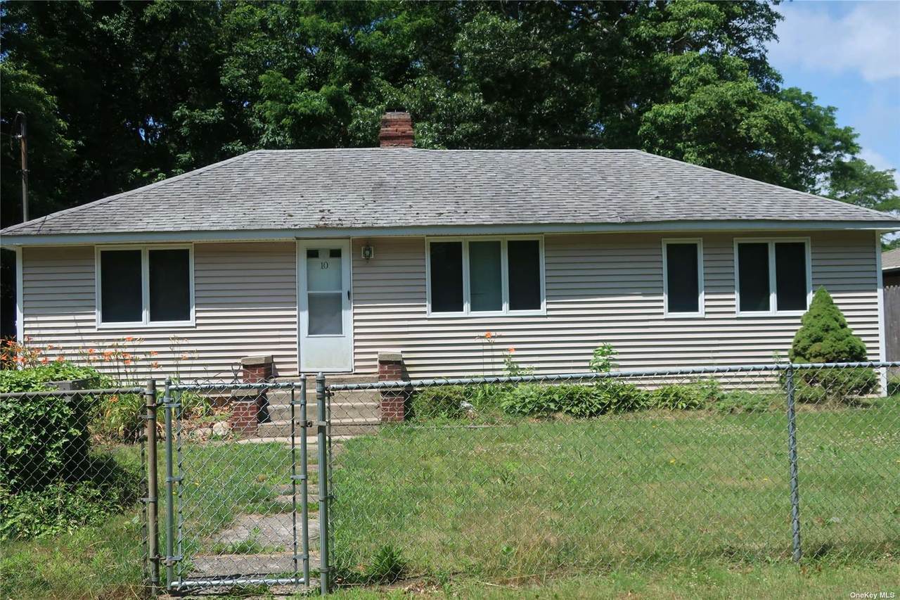 10 Robert Street - Photo 1