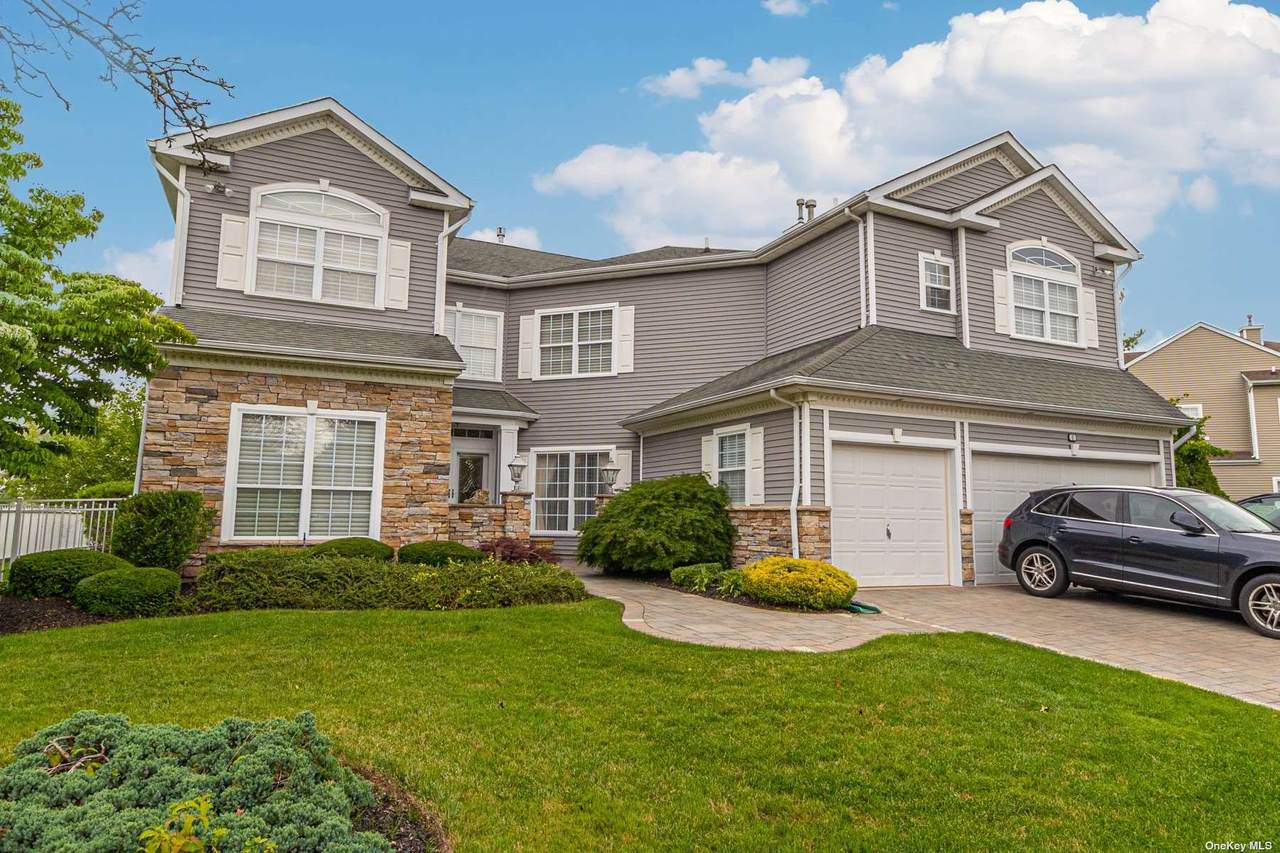 1 Hamlet Drive - Photo 1