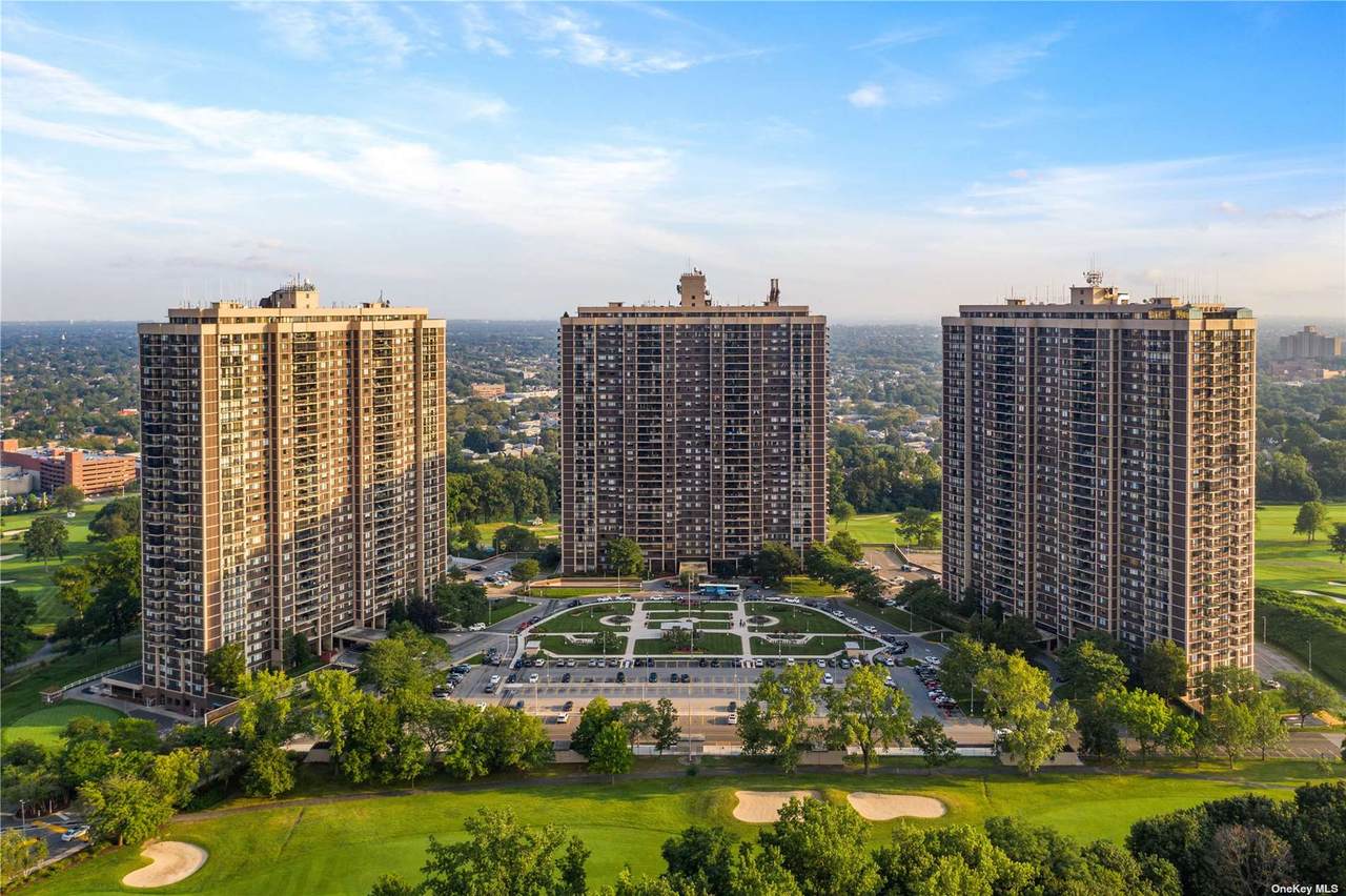26910 Grand Central Parkway - Photo 1