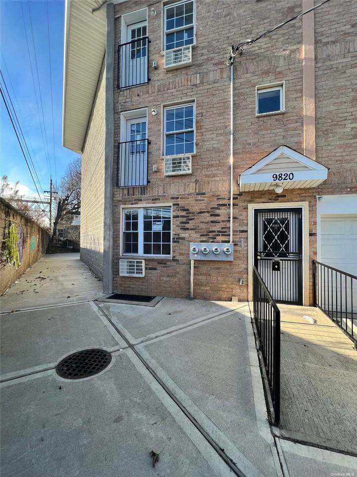 98-20 197th Street - Photo 1