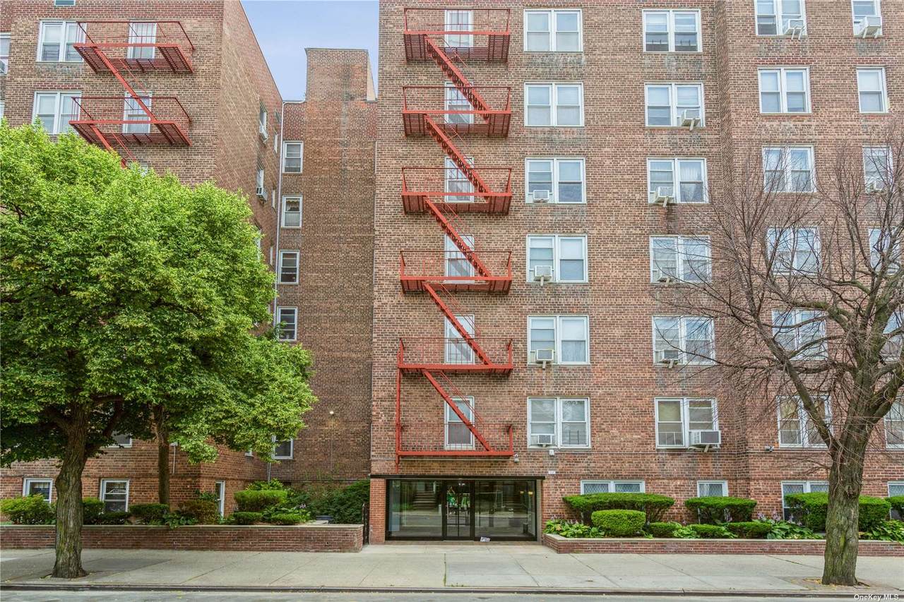 33-25 90th St - Photo 1