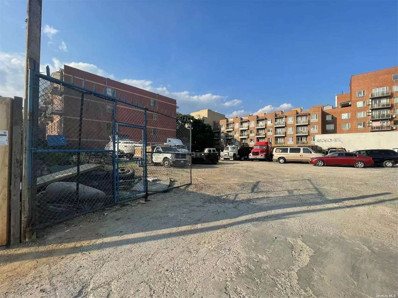 32-35 Linden Place - Photo 1