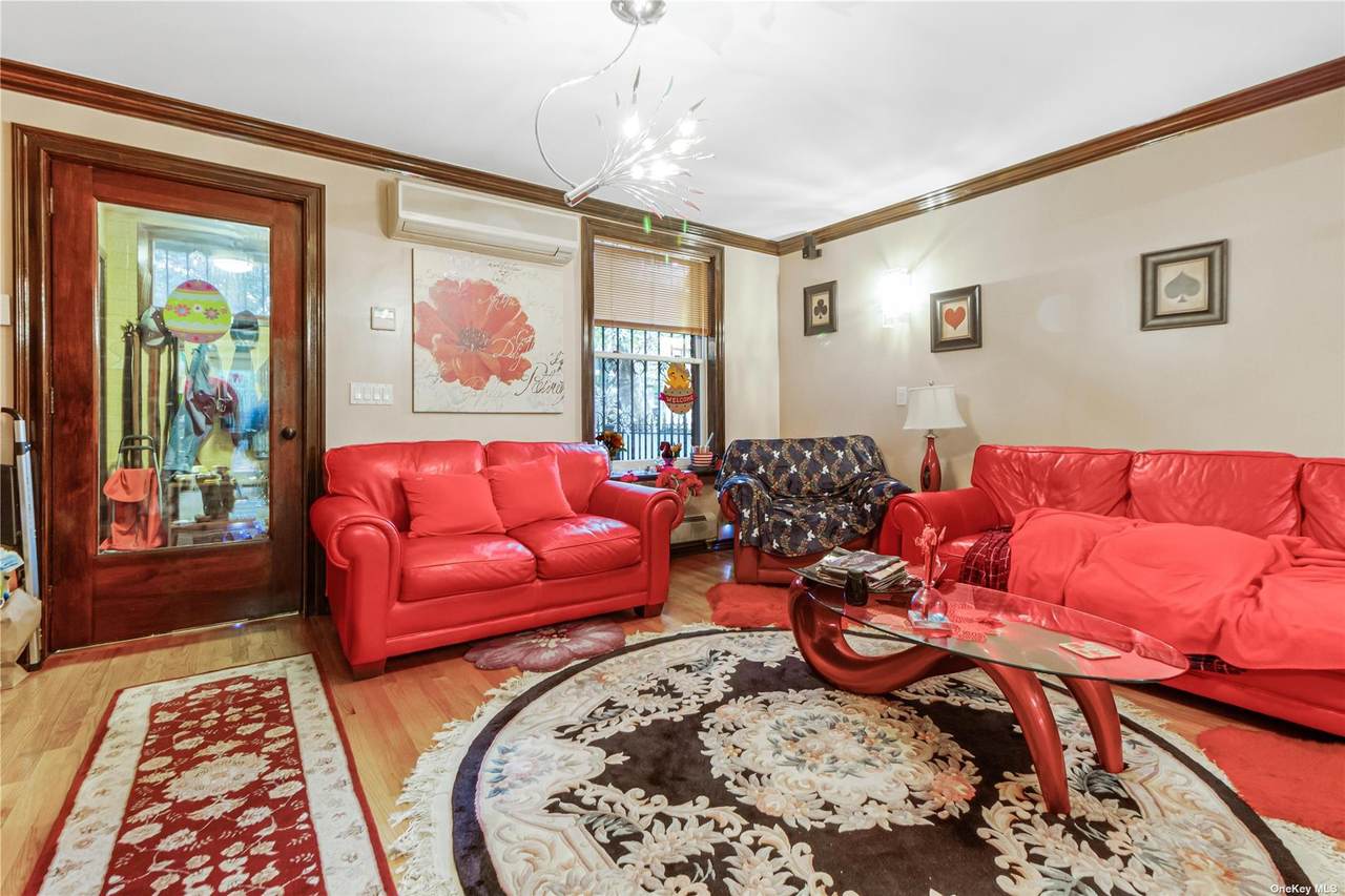 45-09 Skillman Avenue - Photo 1