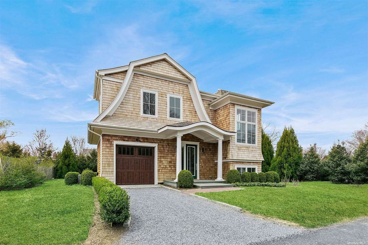 250 Pantigo Road - Photo 1