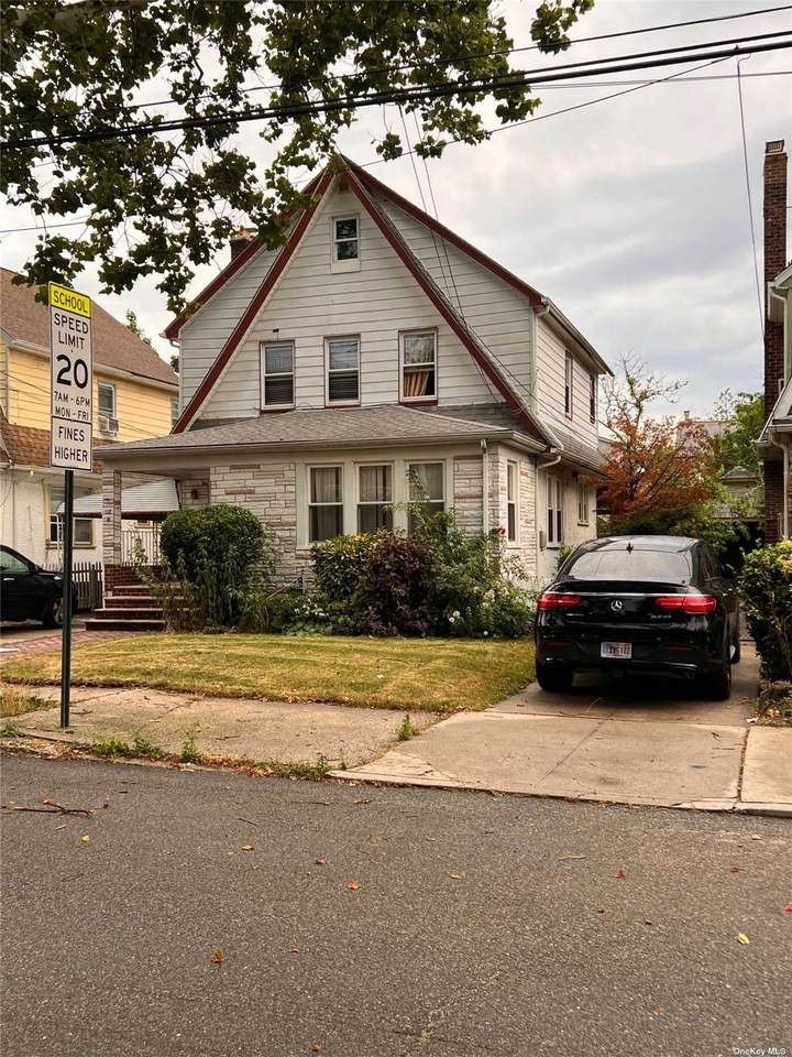 112-18 199th Street - Photo 1