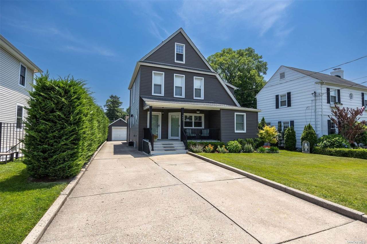 345 Village Avenue - Photo 1