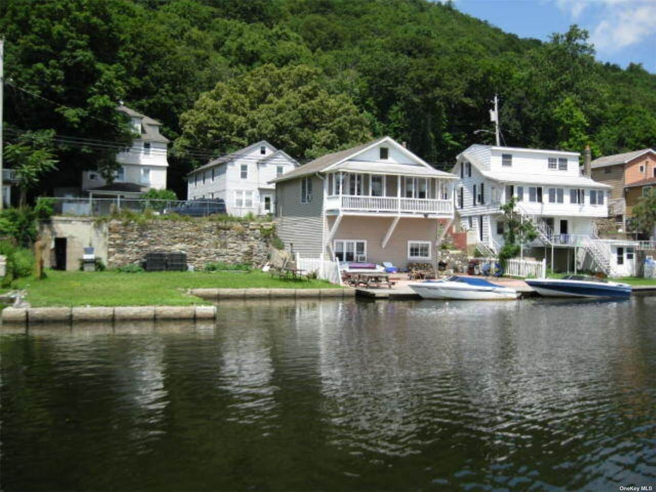 654 Jersey Avenue - Photo 1