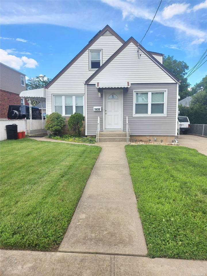 1430 Alpha St - Photo 1