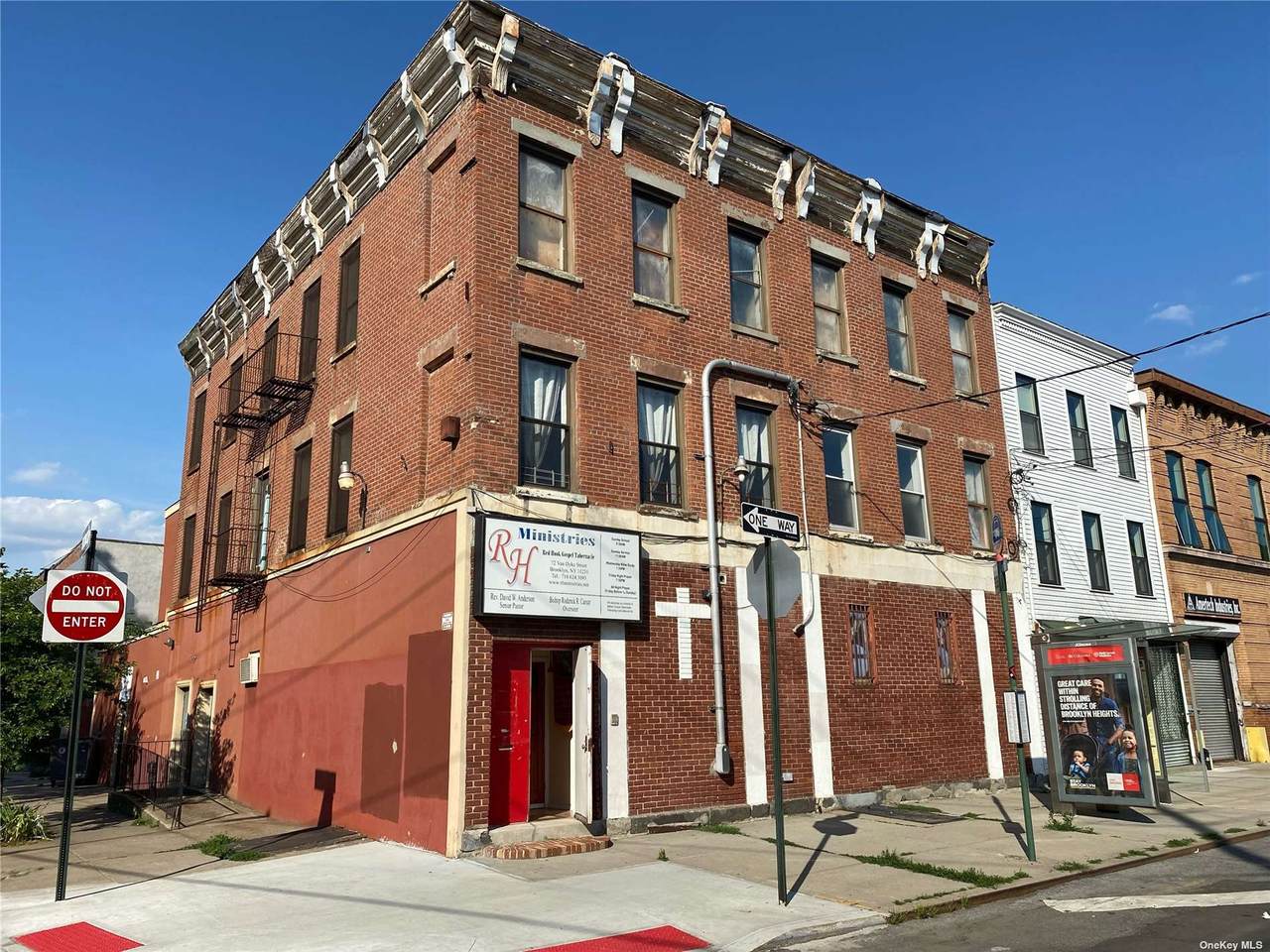72 Van Dyke Street - Photo 1