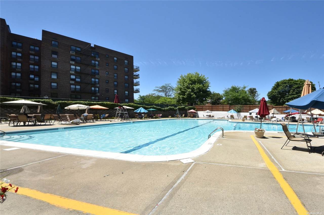 226-26 Union Turnpike - Photo 1