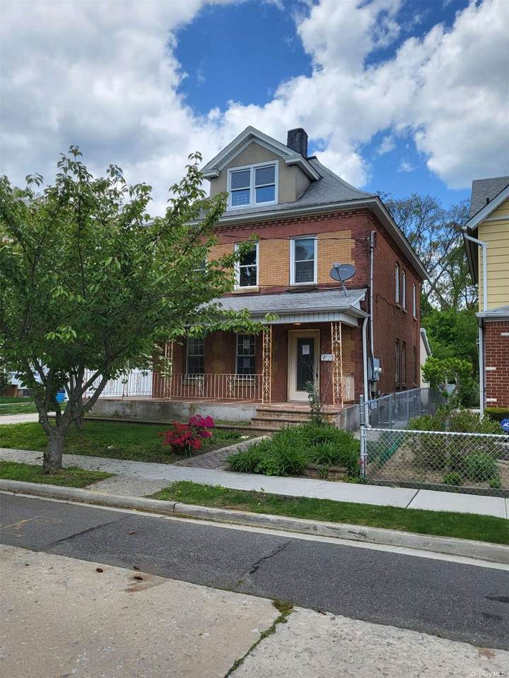 25 Jefferson Avenue - Photo 1