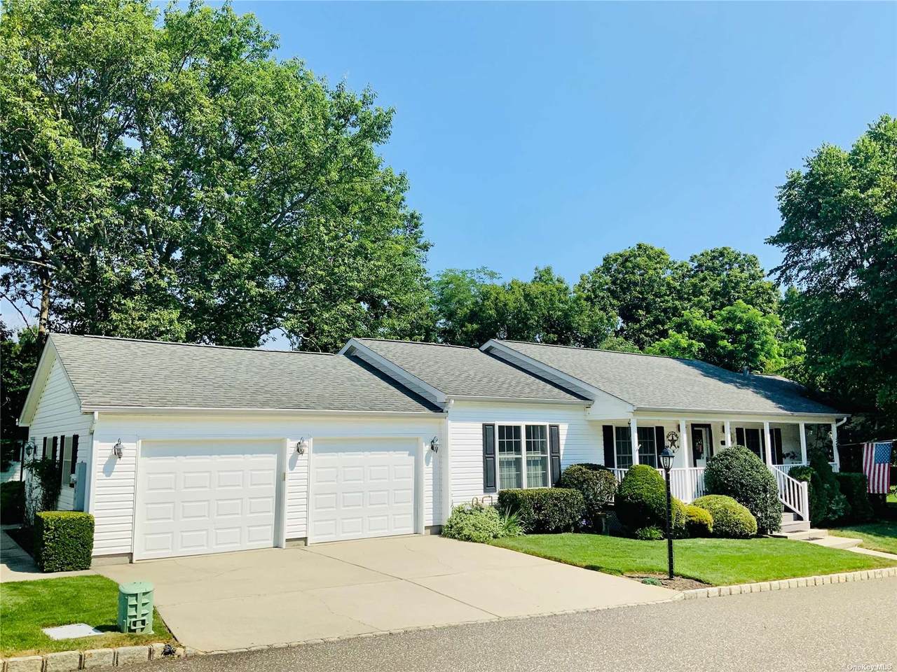 1407-264 Middle Road - Photo 1