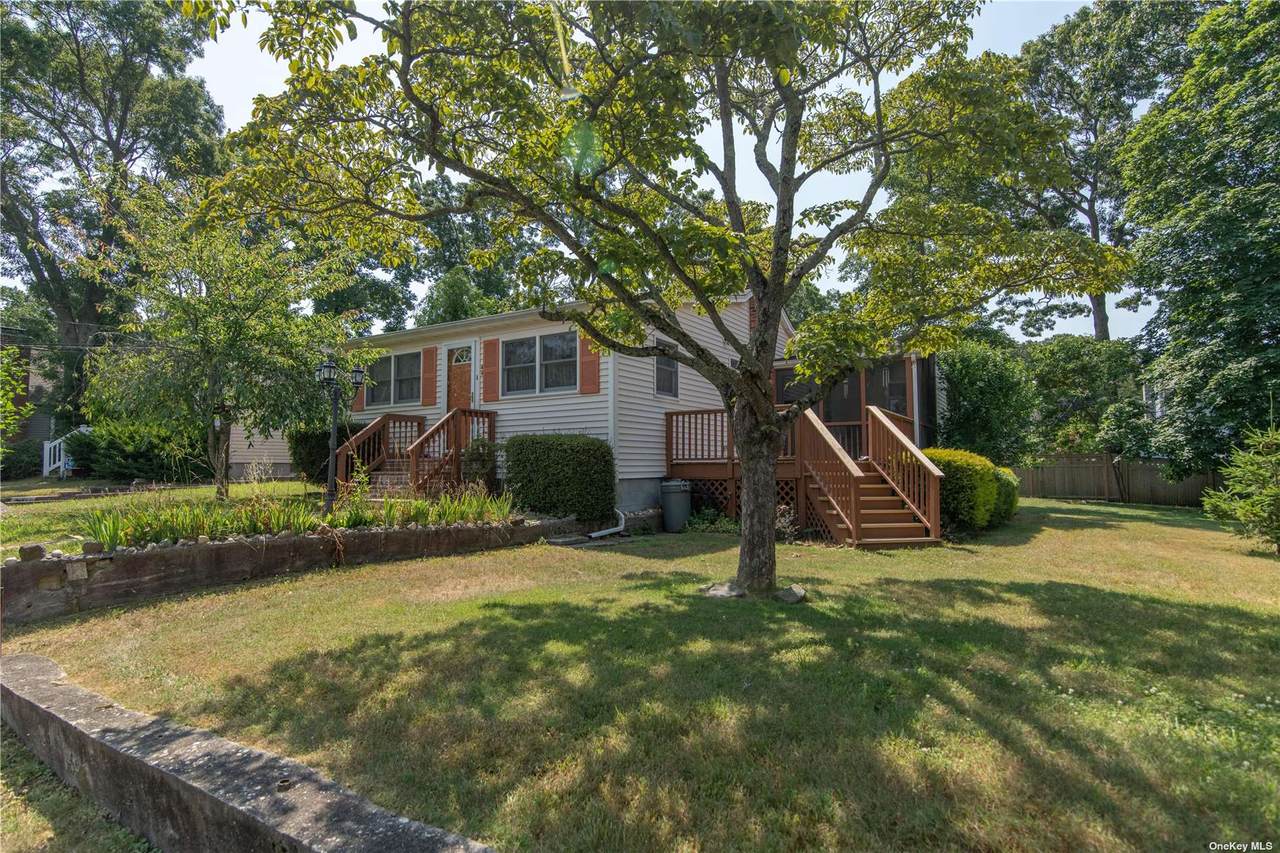 46 Port Jefferson Road - Photo 1