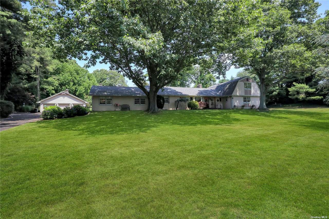 24 Rolling Hill Road - Photo 1