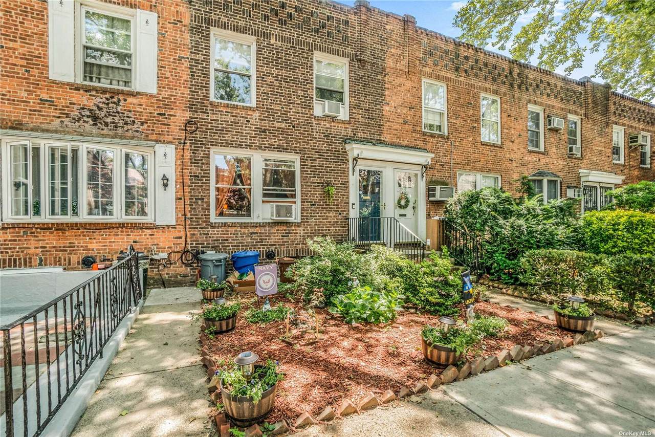 39-17 49th Street - Photo 1