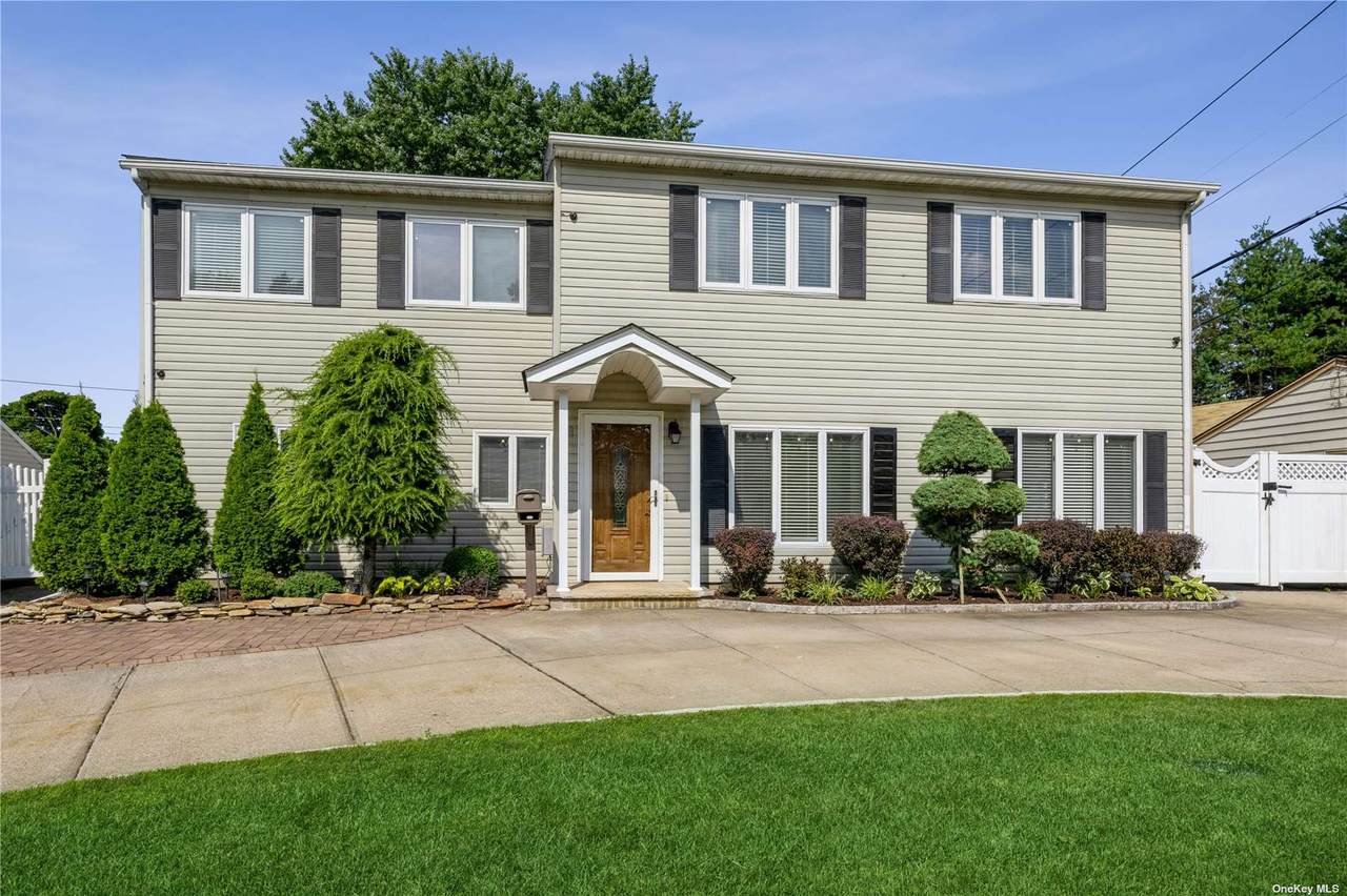 60 End Avenue - Photo 1