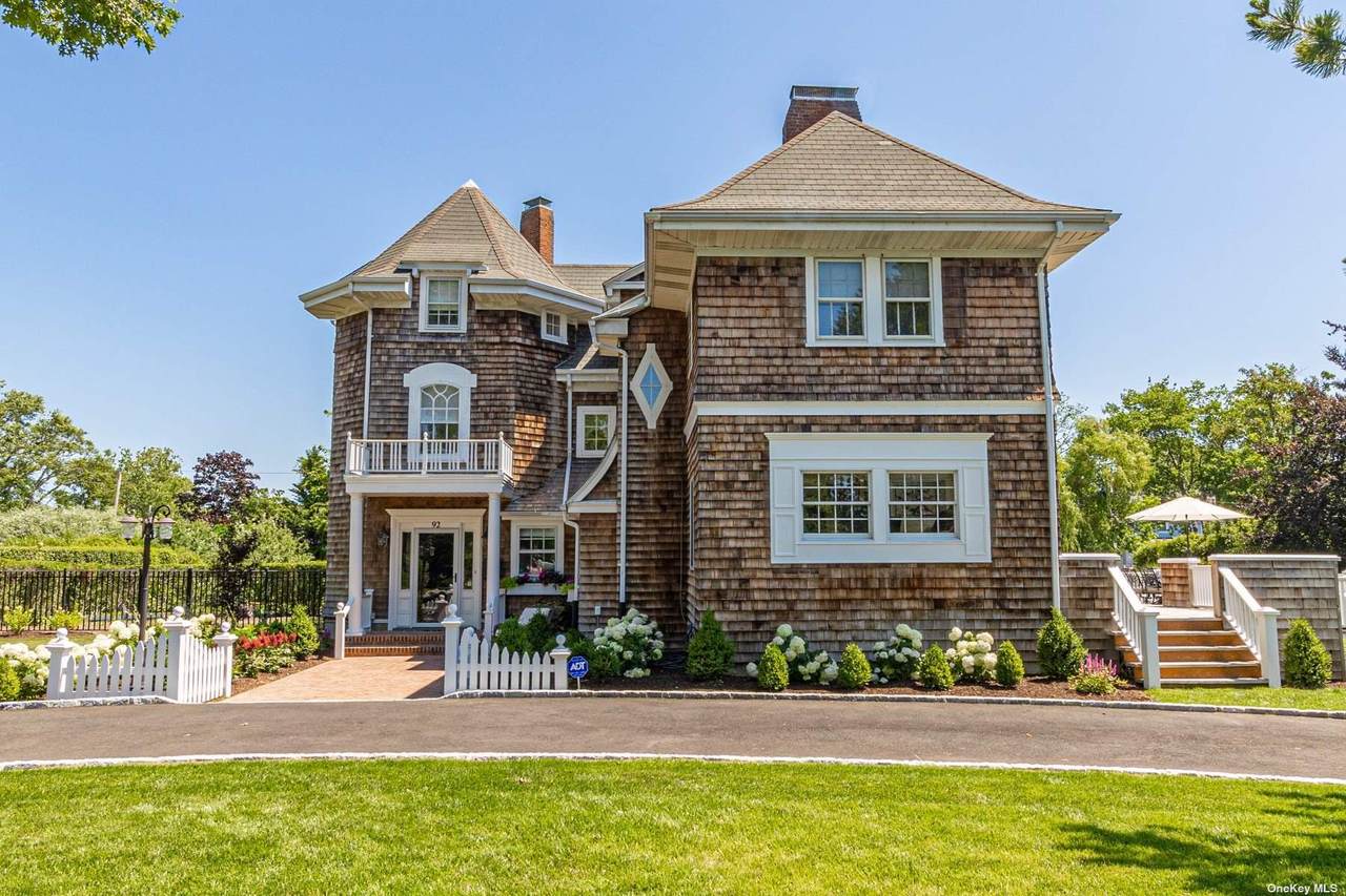 92 Windsor Avenue - Photo 1