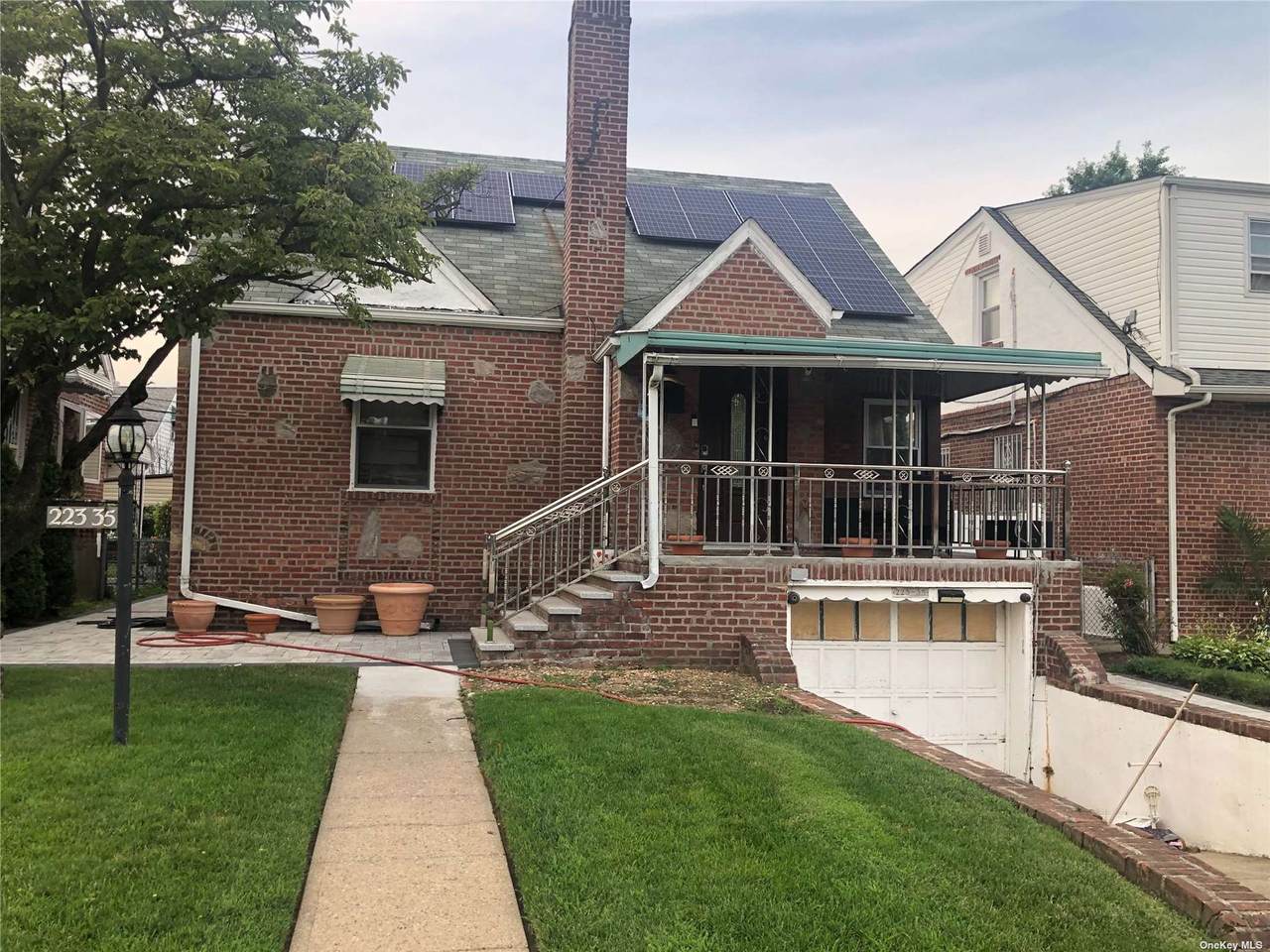 223-35 Murdock Avenue - Photo 1