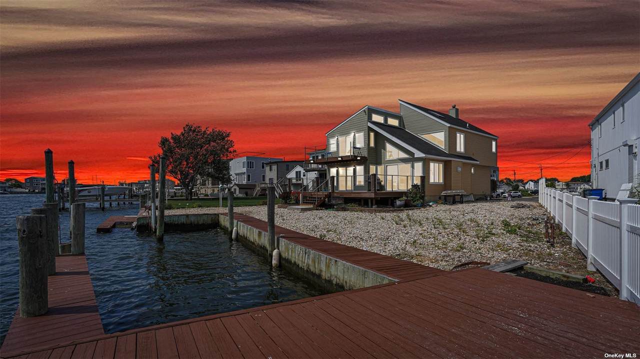 324 Lido Promenade - Photo 1