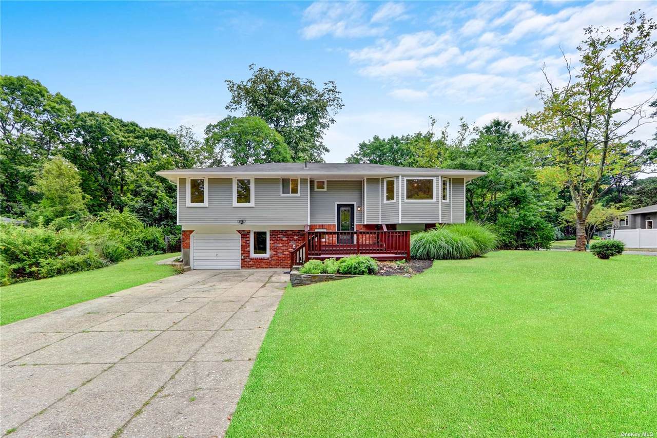 7 Frazer Drive - Photo 1