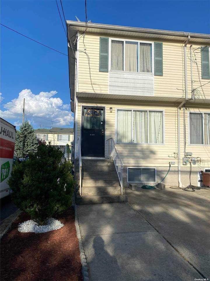319 Van Name Ave - Photo 1