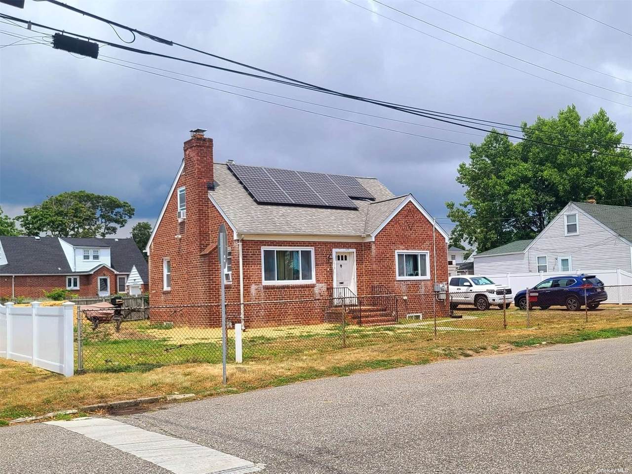 115 Pleasantview - Photo 1