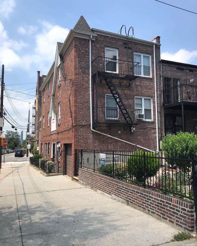 32-21 Crescent Street - Photo 1