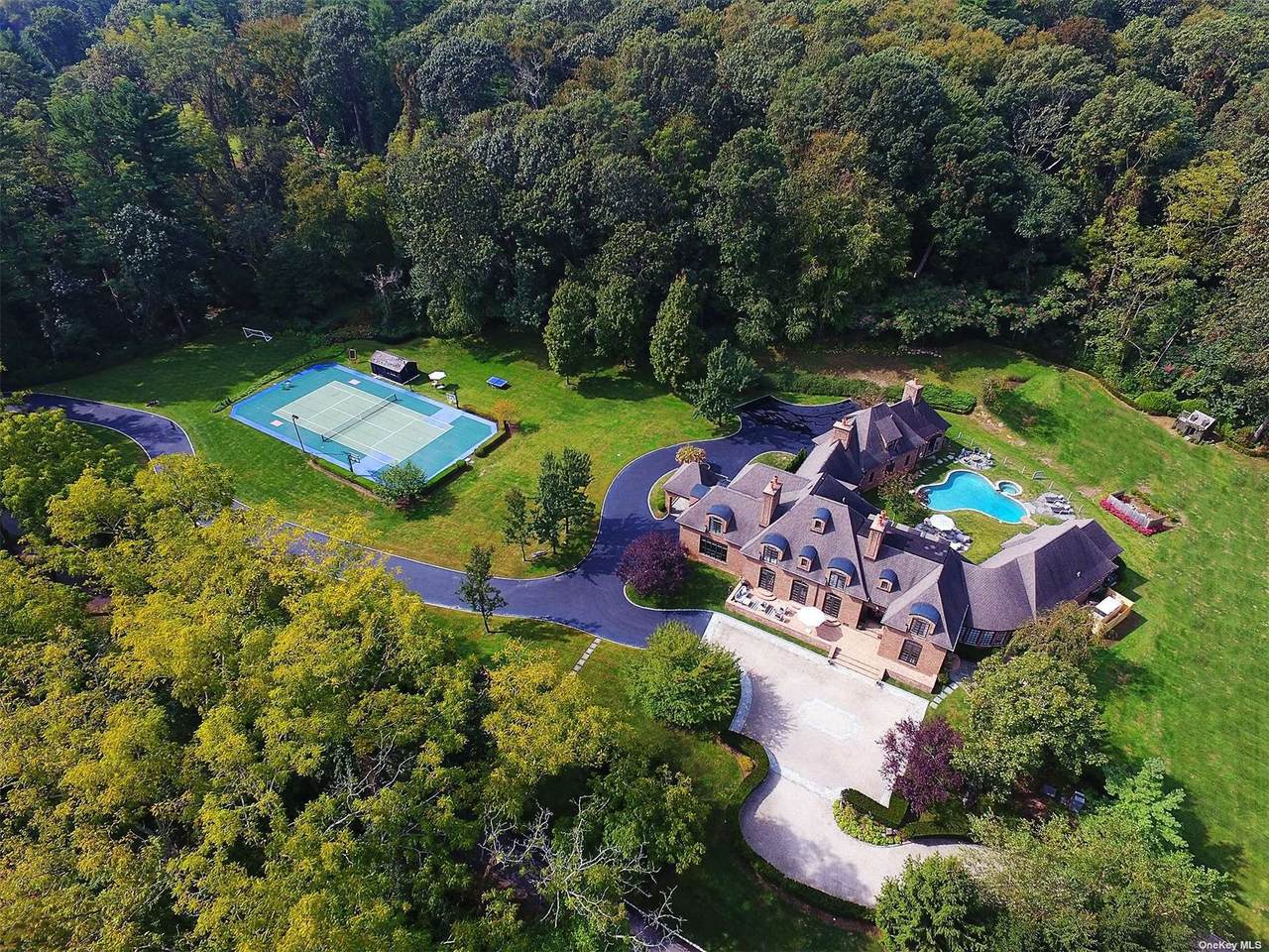 4 Thorne Lane - Photo 1