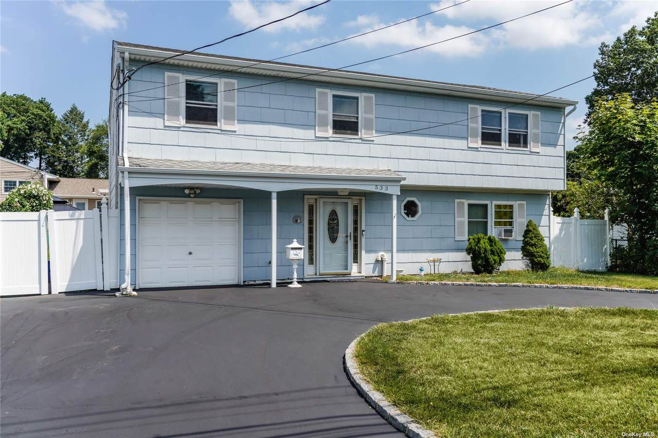 533 Windmill Avenue - Photo 1