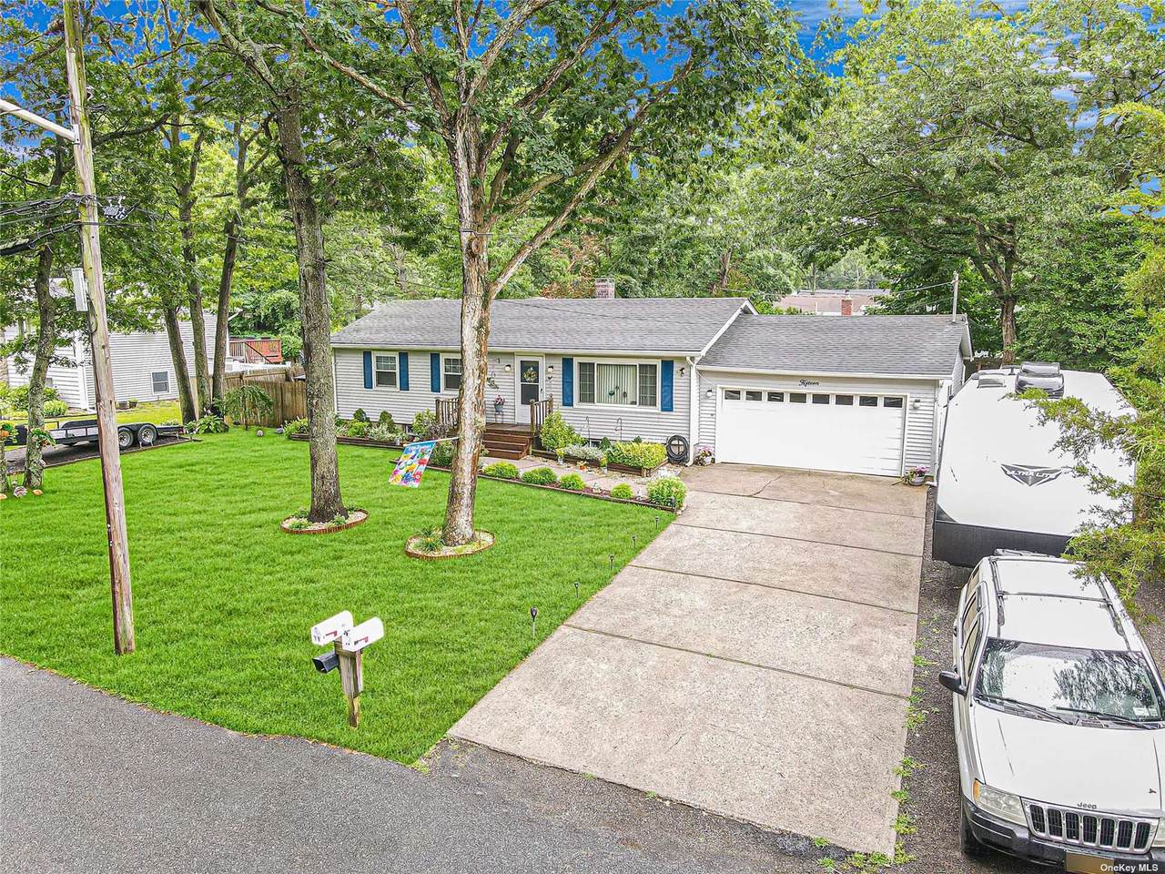 15 Newcomb Trail - Photo 1