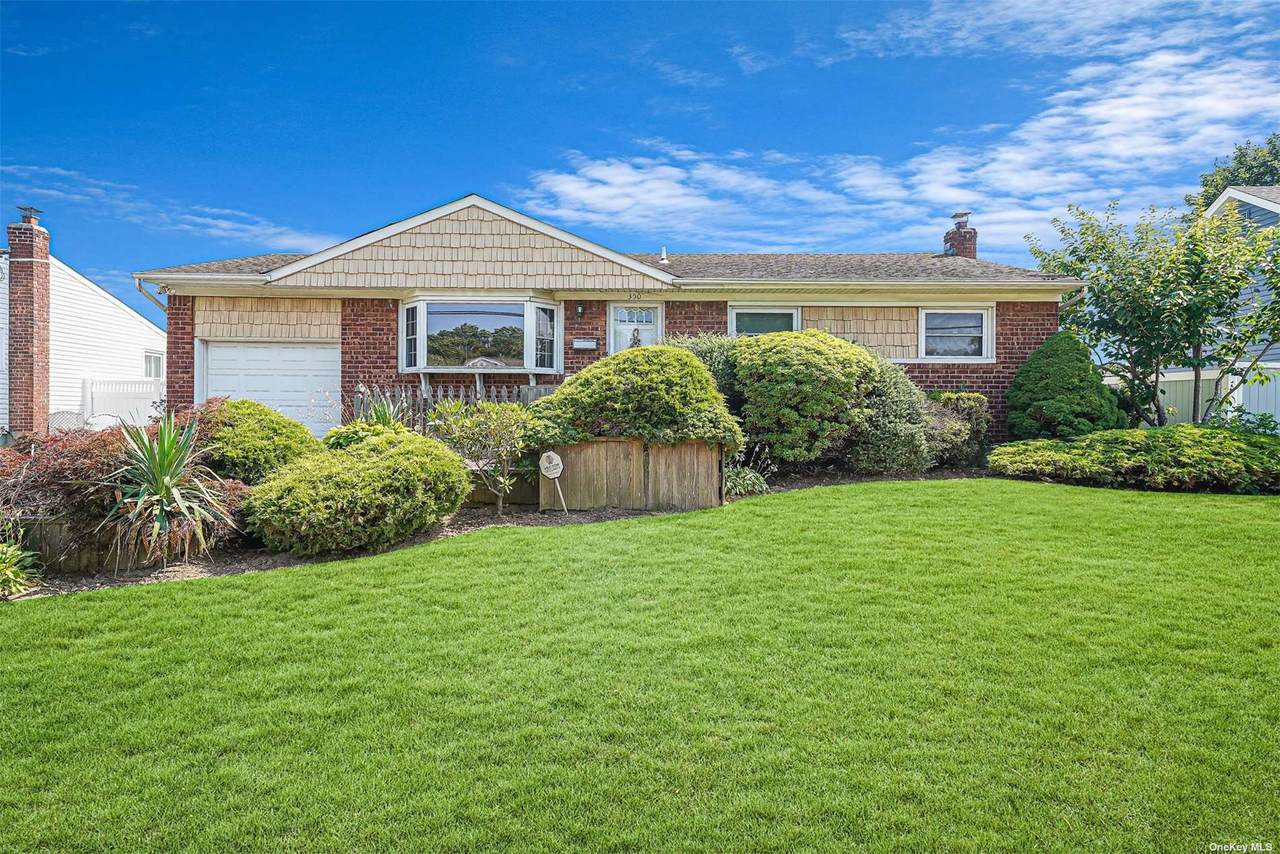 350 Balchen Street - Photo 1