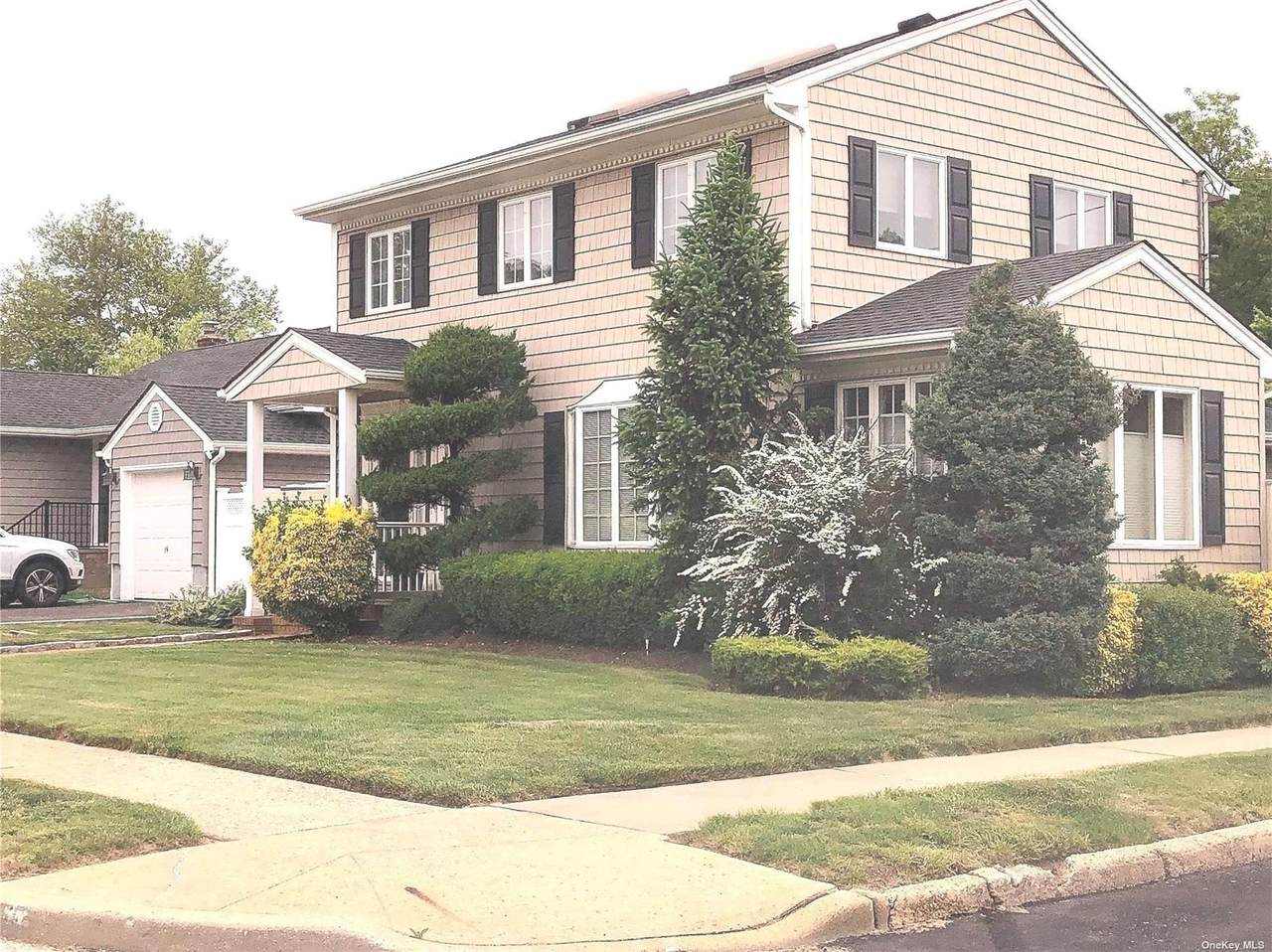 2315 Eastern Avenue - Photo 1