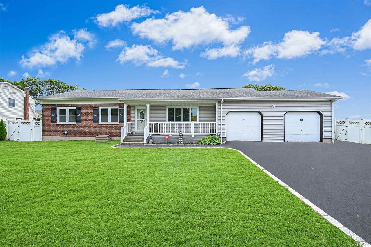 28 Westminster Drive - Photo 1