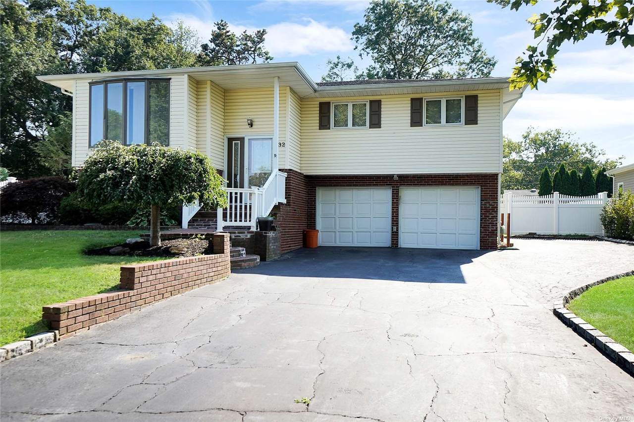 32 Sarah Drive - Photo 1