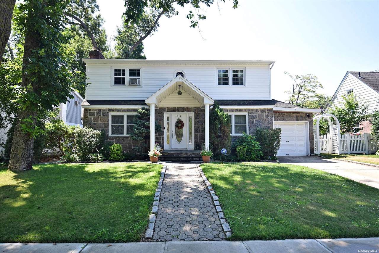 34 Oak Drive - Photo 1