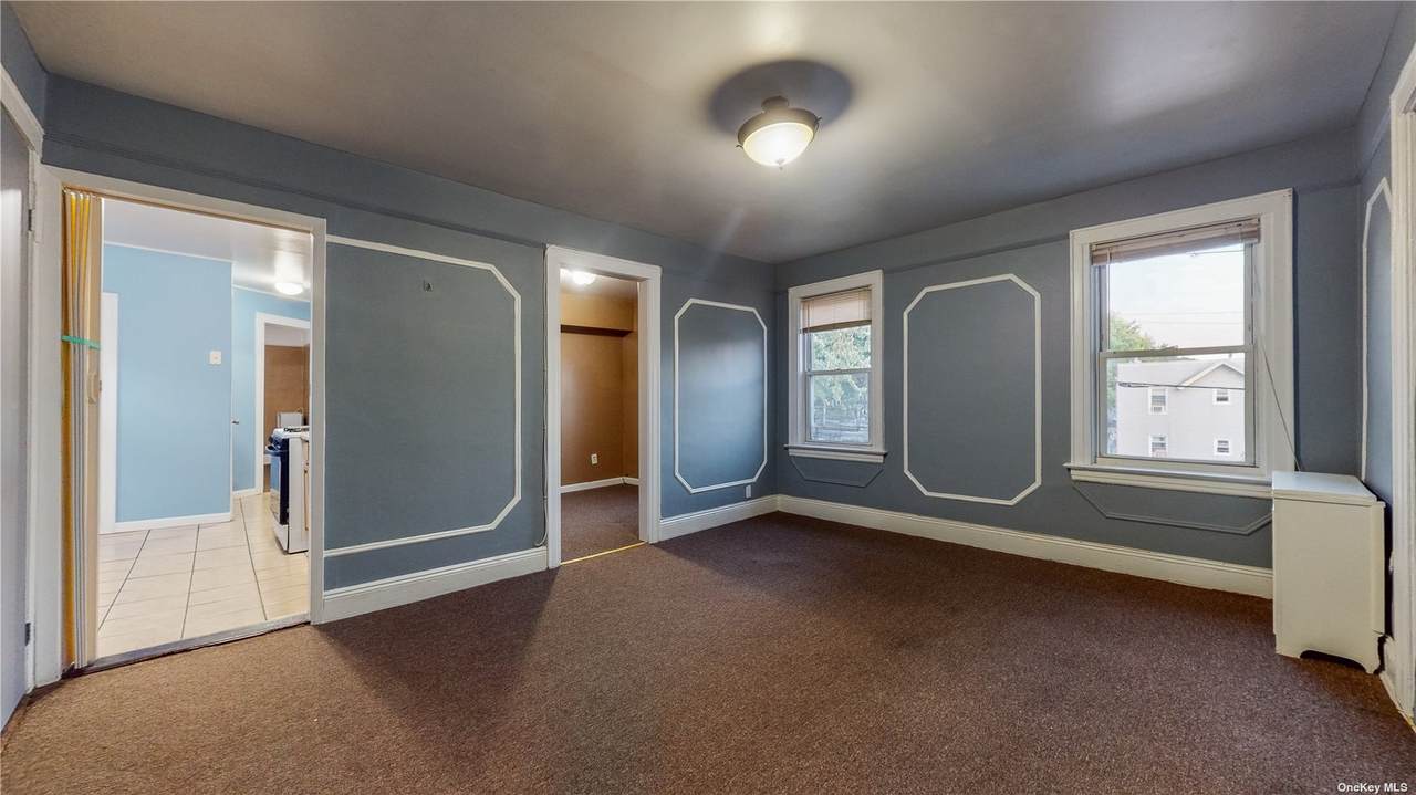 134-33 Hawtree St - Photo 1