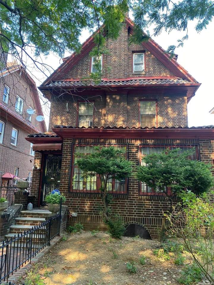35-41 86th Street - Photo 1