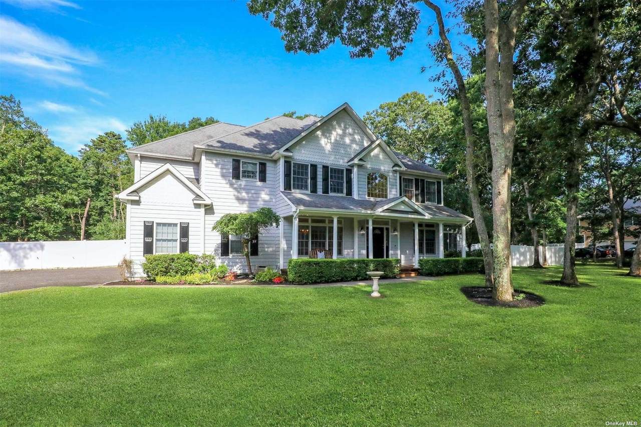 118 Gerard Road - Photo 1
