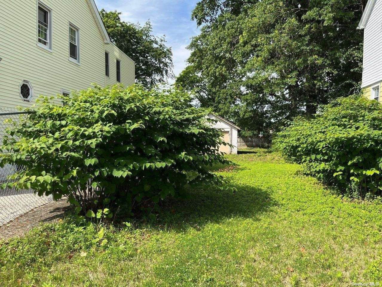 88-58 Hollis Court Boulevard - Photo 1
