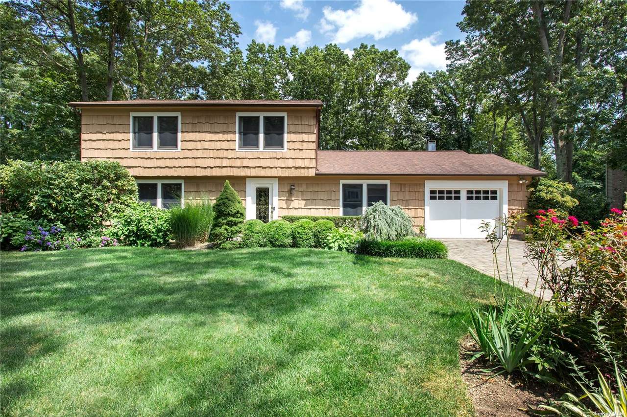24 Long Acre Lane - Photo 1