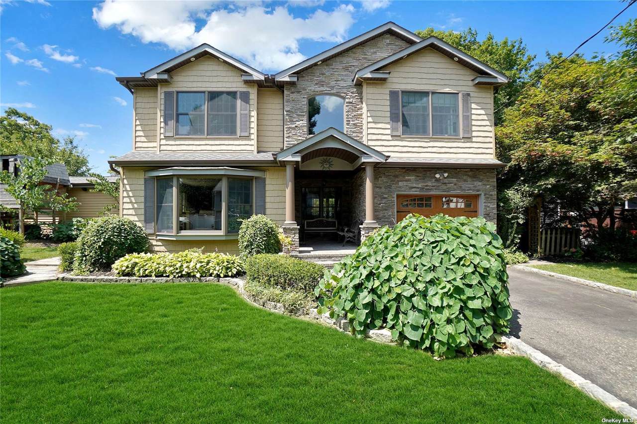 22 Lancaster Avenue - Photo 1