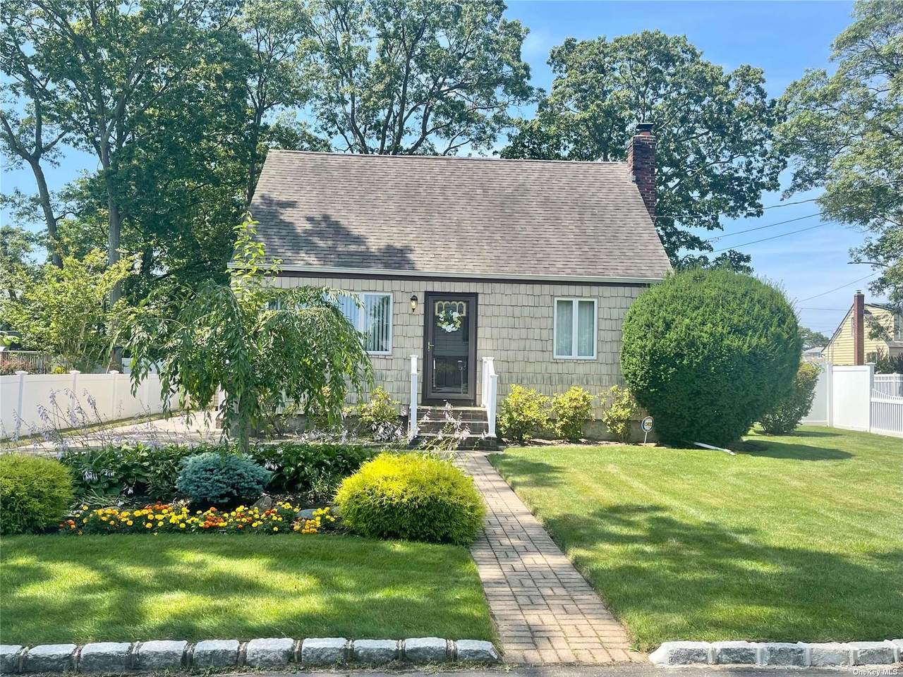 397 Fulton Avenue - Photo 1