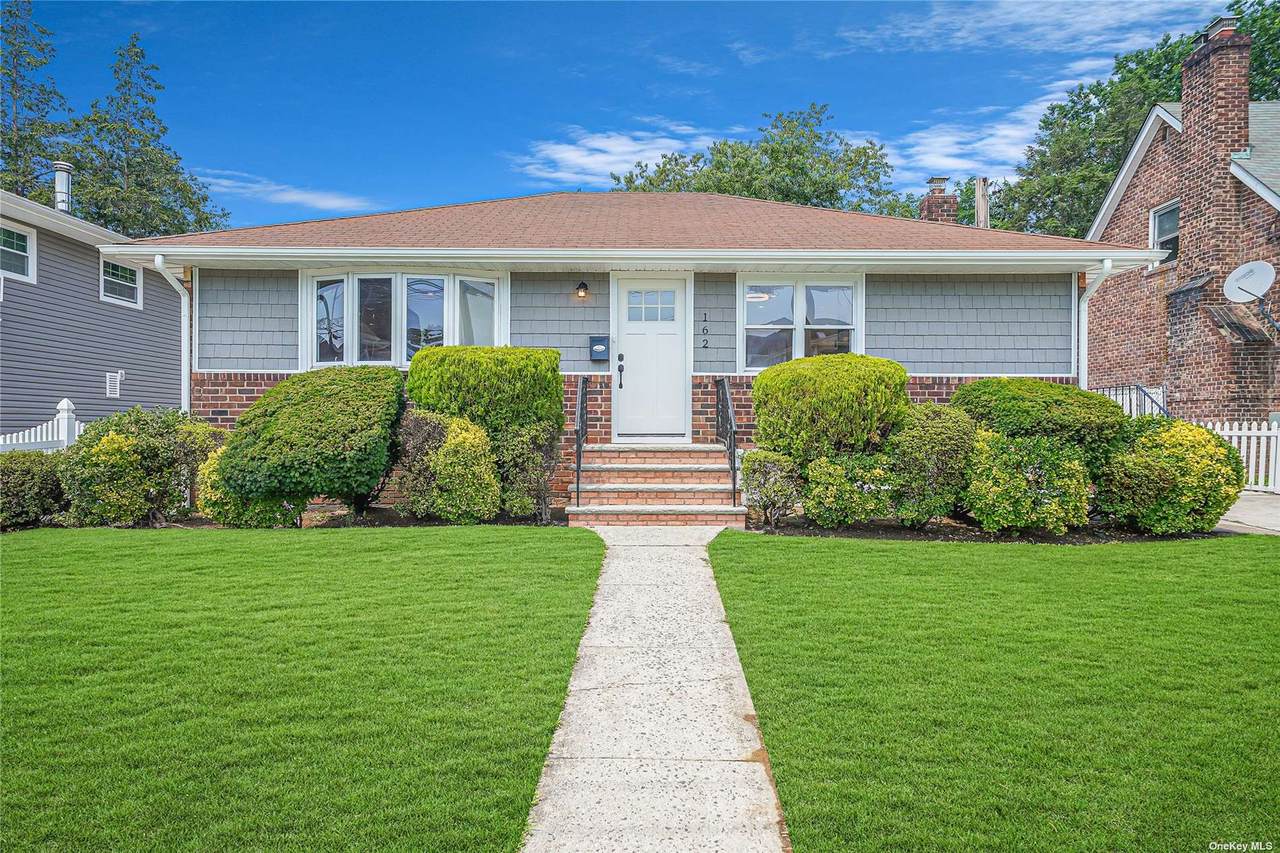 162 Memphis Avenue - Photo 1